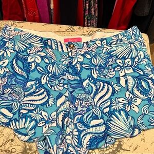 Lilly Pulitzer Blue and White Patterned Athletic Shorts